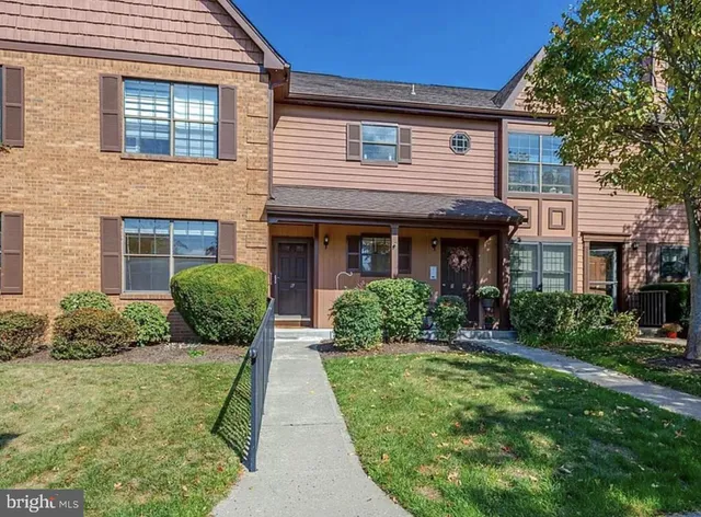 $2,600 | 6 Barclay Court, Lawrenceville, NJ 08648