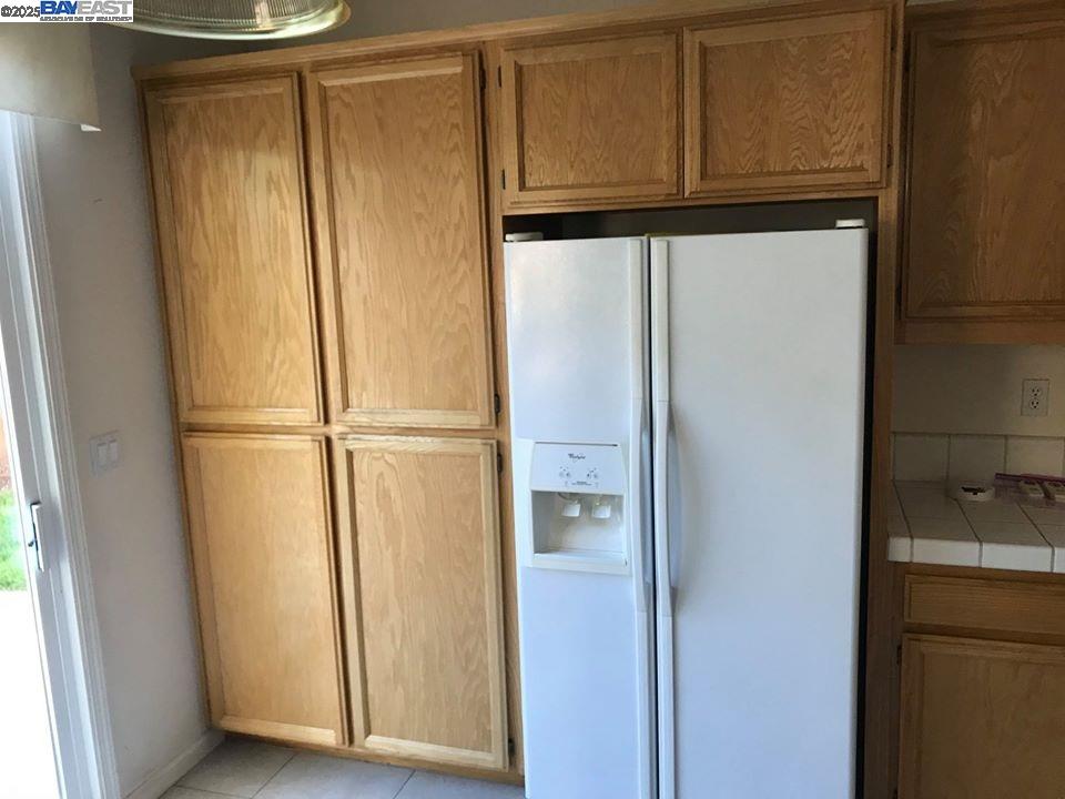 2173 Leafcrest Common Livermore, CA 94551 - Photo 9 of 25 a view of closet area