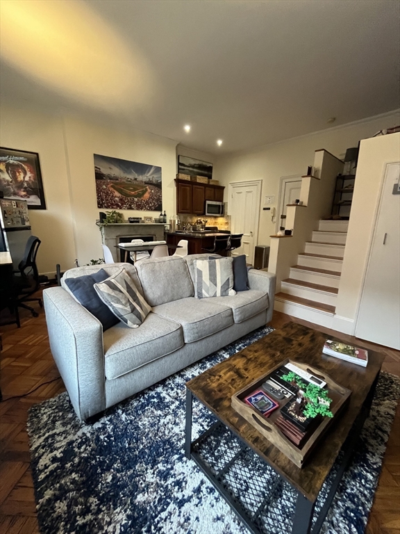 247 Beacon, Unit 6 Boston, MA 02116 - Photo 5 of 8