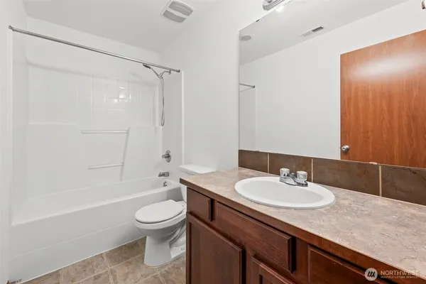 $350,000 | 17817 79th Ave Court East, Puyallup, WA 98375