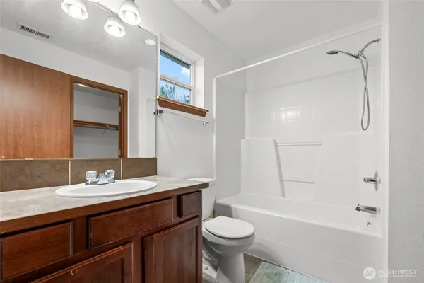 $350,000 | 17817 79th Ave Court East, Puyallup, WA 98375