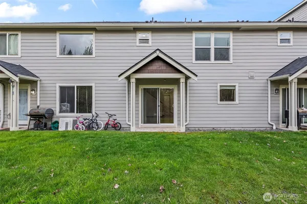 $350,000 | 17817 79th Ave Court East, Puyallup, WA 98375