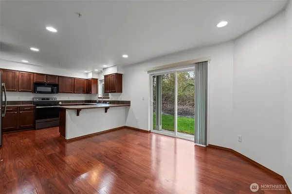 $350,000 | 17817 79th Ave Court East, Puyallup, WA 98375