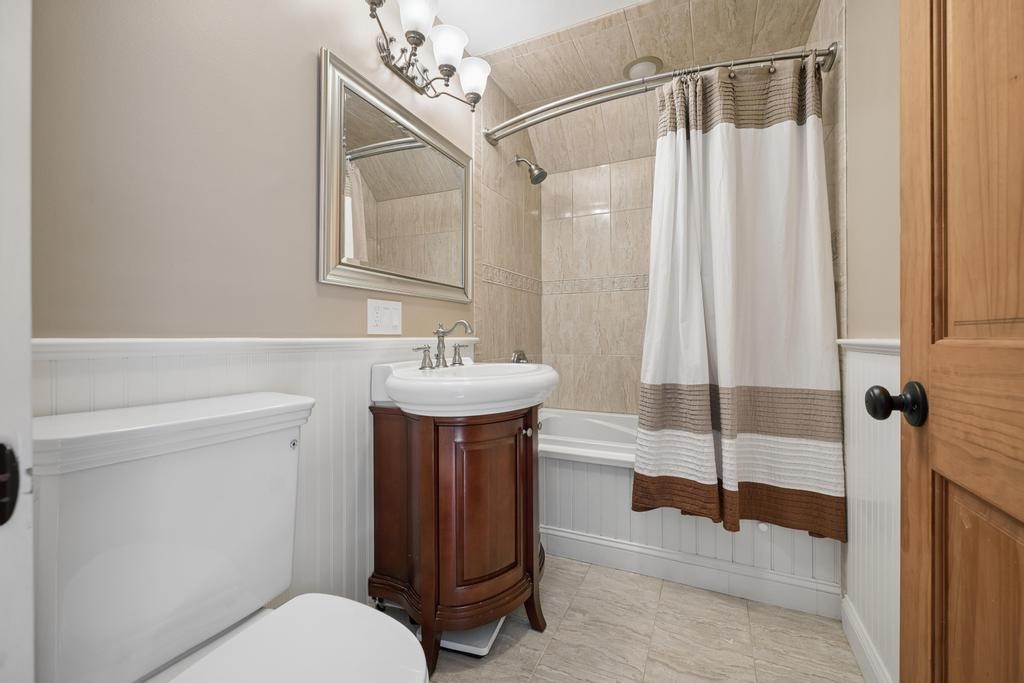 840 Lake Road Tiverton, RI 02878 - Photo 28 of 37 Gallery Image 28