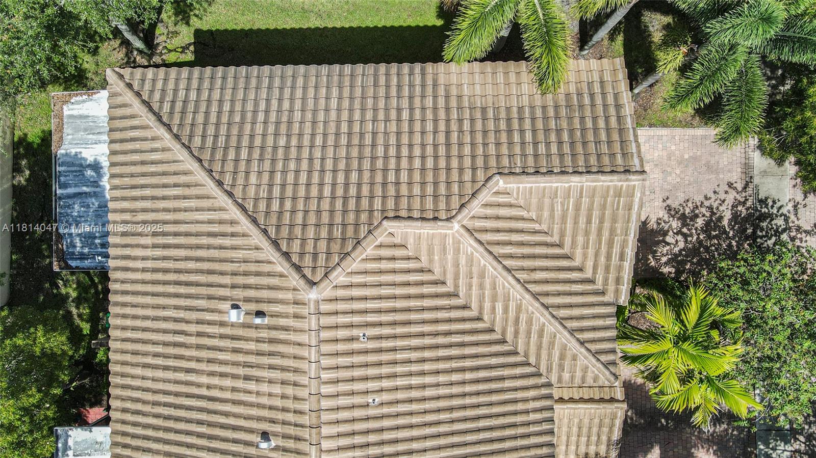 16316 Southwest 48th Street Miramar, FL 33027 - Photo 30 of 37 a view of building