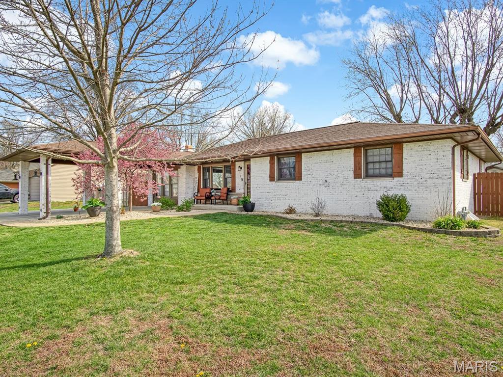 6 Dwight Street Waterloo, IL 62298 - Photo 2 of 5