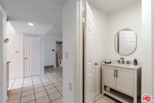 $1,299,000 | 19 La Paz Court, Simi Valley, CA 93065