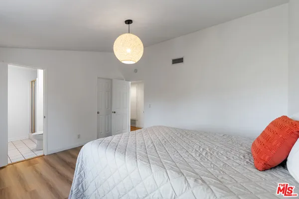 $1,299,000 | 19 La Paz Court, Simi Valley, CA 93065