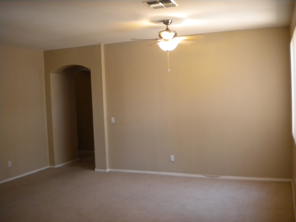 4351 South Splendor Place Gilbert, AZ 85297 - Photo 3 of 8 Front Room