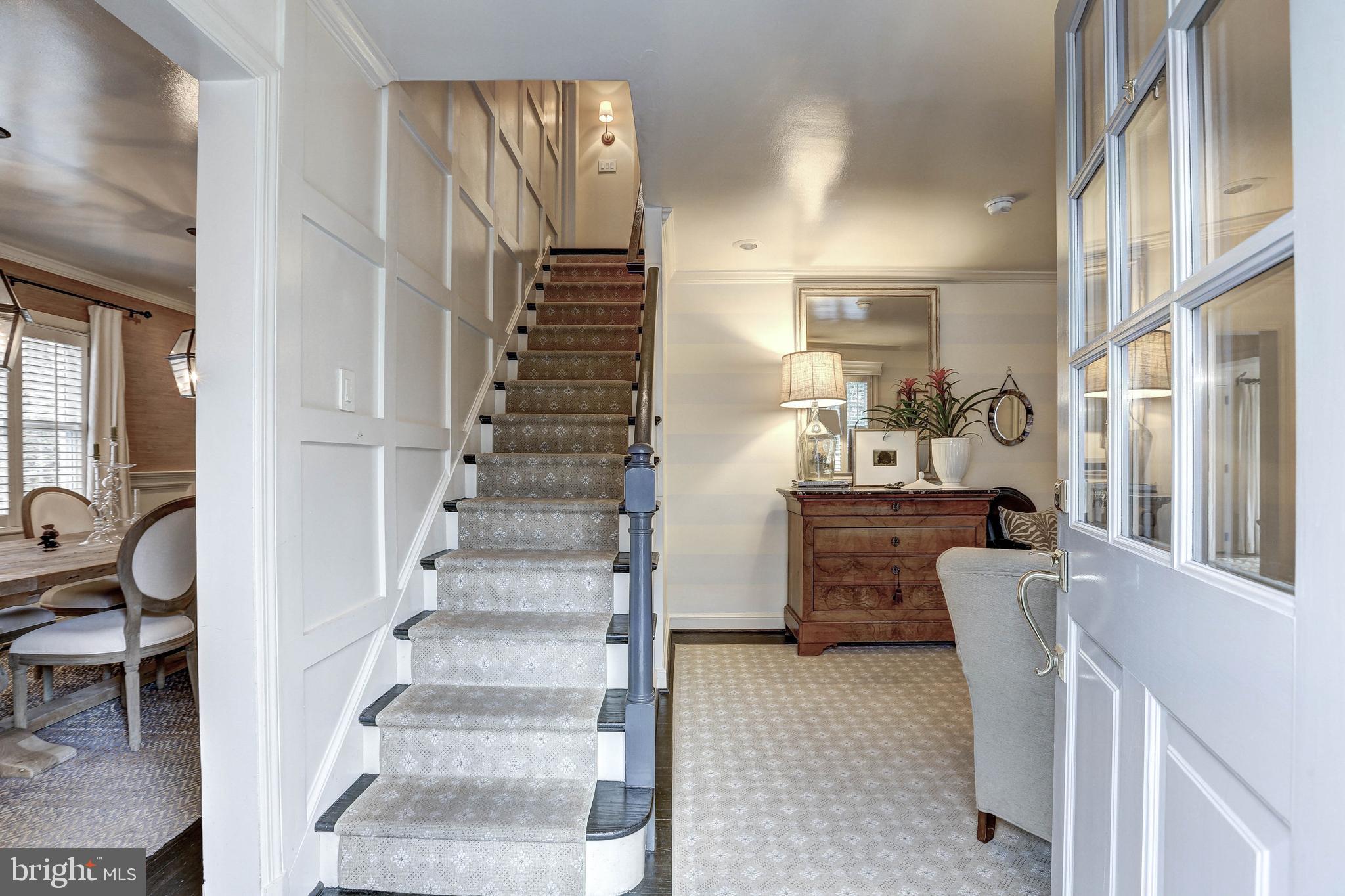 6001 Gloster Road Bethesda, MD 20816 - Photo 5 of 64 Welcome home!