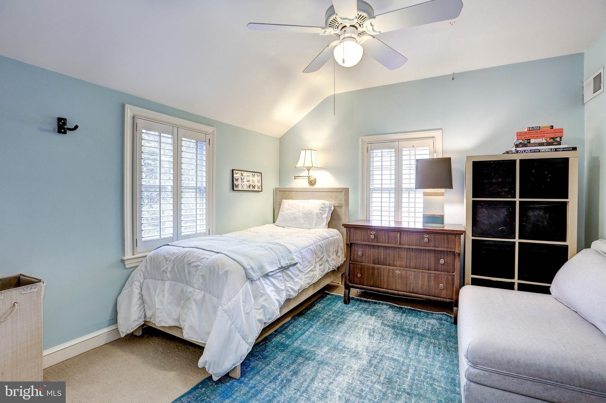 6001 Gloster Road Bethesda, MD 20816 - Photo 44 of 64 Third bedroom.