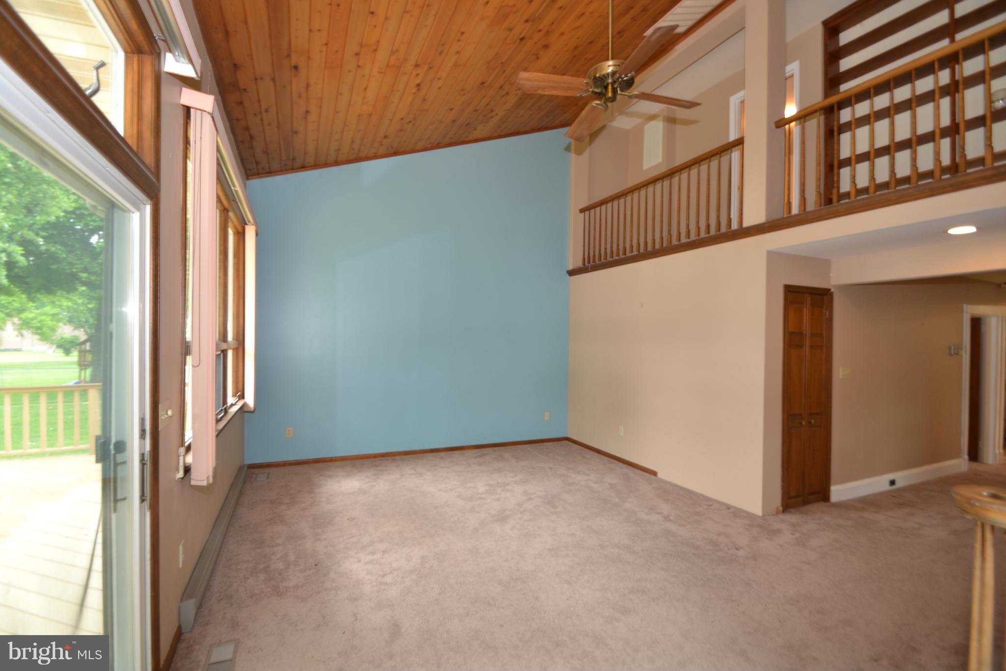 1508 Burke Road Baltimore, MD 21220 - Photo 13 of 30 Living Room