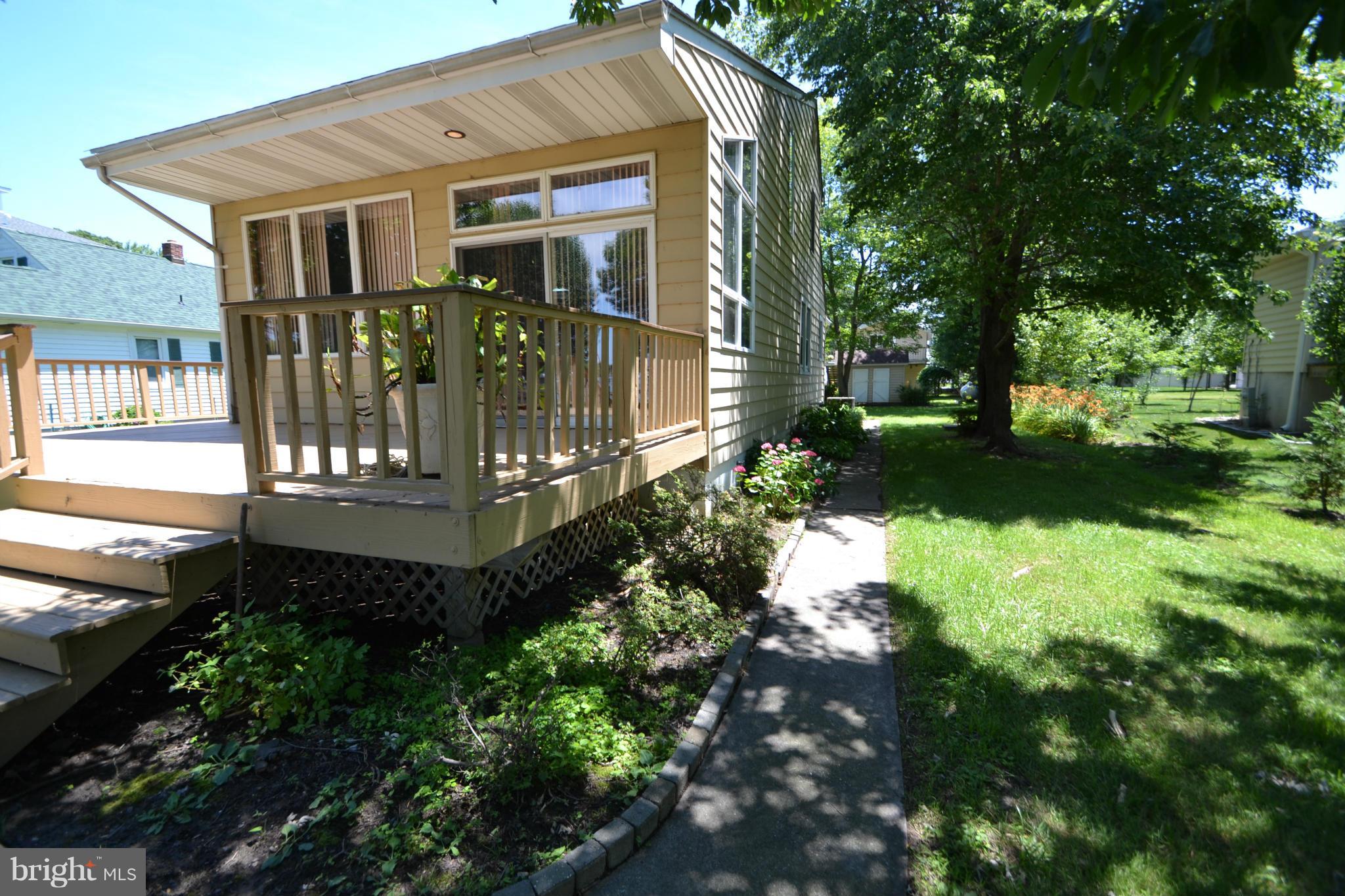 1508 Burke Road Baltimore, MD 21220 - Photo 3 of 30 Exterior (Front)