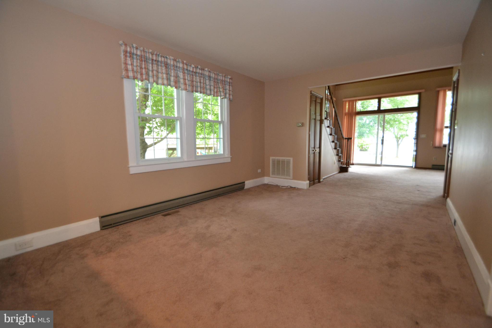 1508 Burke Road Baltimore, MD 21220 - Photo 9 of 30 Dining Room