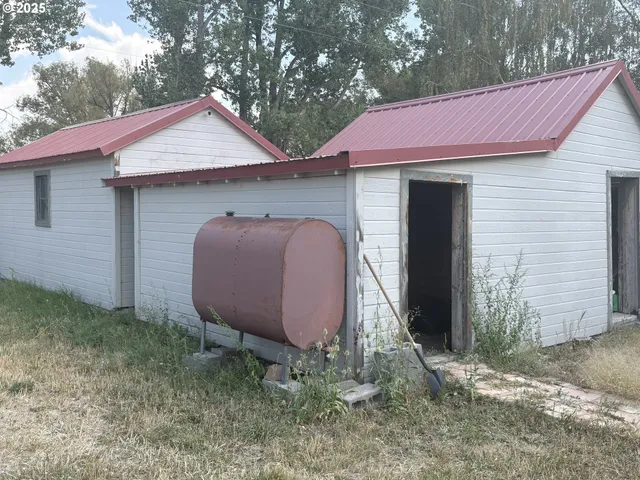 $239,900 | 145 Green Street, Paisley, OR 97636