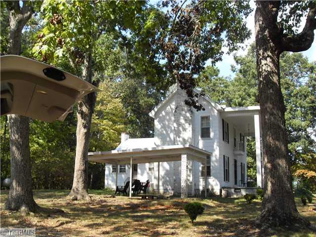 246 S Road Lexington, NC 27292 - Photo 2 of 16 Exterior Back.