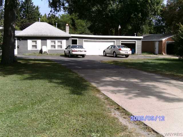 141 Borden Road Cheektowaga, NY 14043 - Photo 1 of 1 Exterior Front