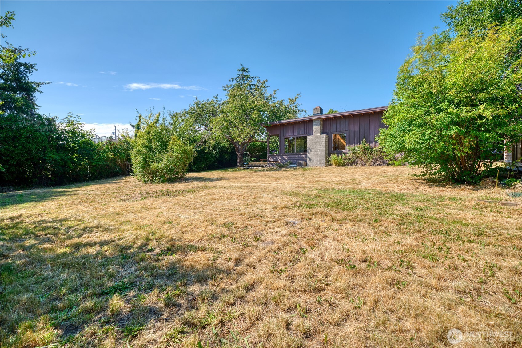 623 Roberts Dr Point Point Roberts, WA 98281 - Photo 27 of 34 Gallery Image 27