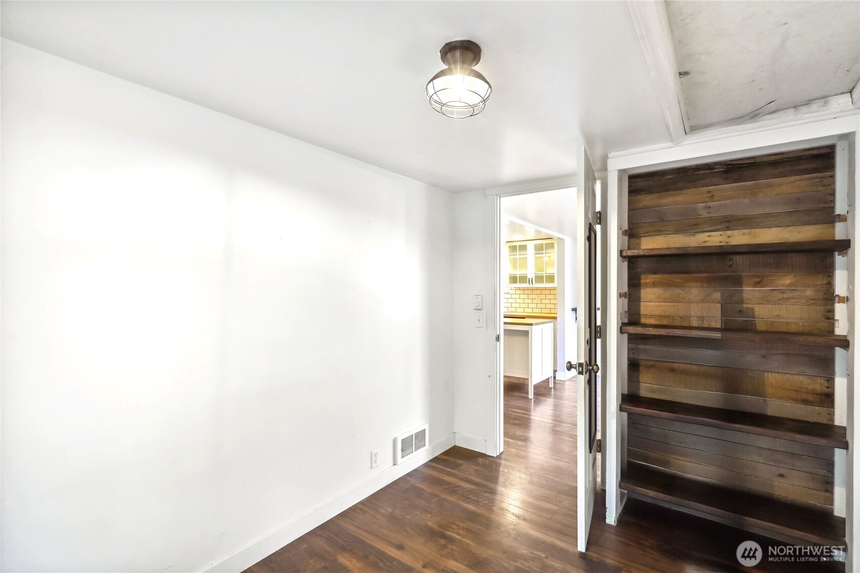 1349 Morgan Road Northwest Bremerton, WA 98312 - Photo 13 of 27 Gallery Image 13