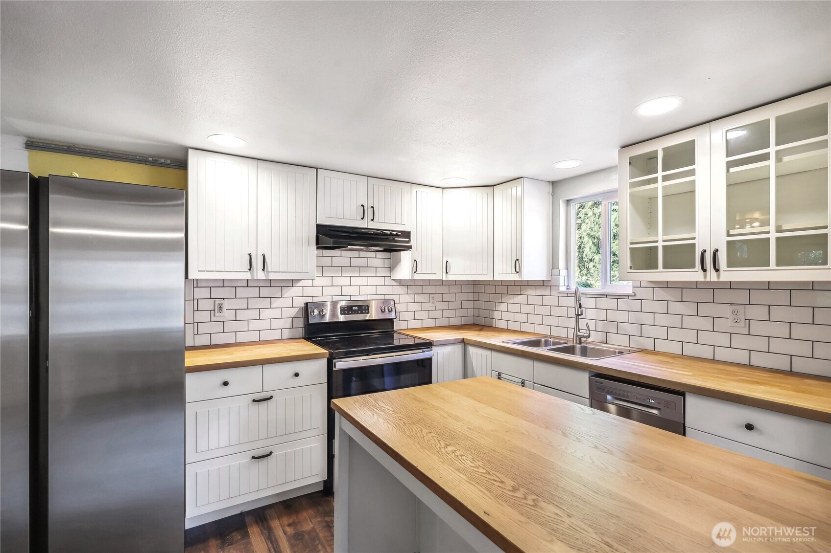1349 Morgan Road Northwest Bremerton, WA 98312 - Photo 7 of 27 Gallery Image 7