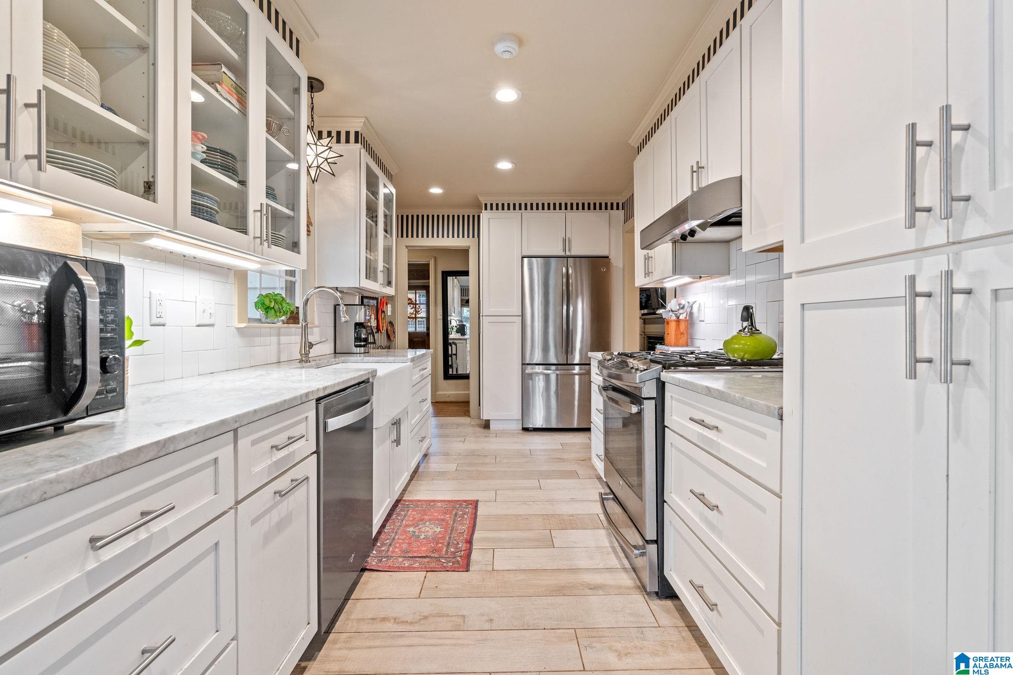 204 Theda Street Birmingham, AL 35209 - Photo 13 of 29