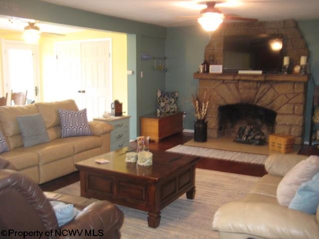 876 Maple Lake Road Bridgeport, WV 26330 - Photo 2 of 19 Gallery Image 2