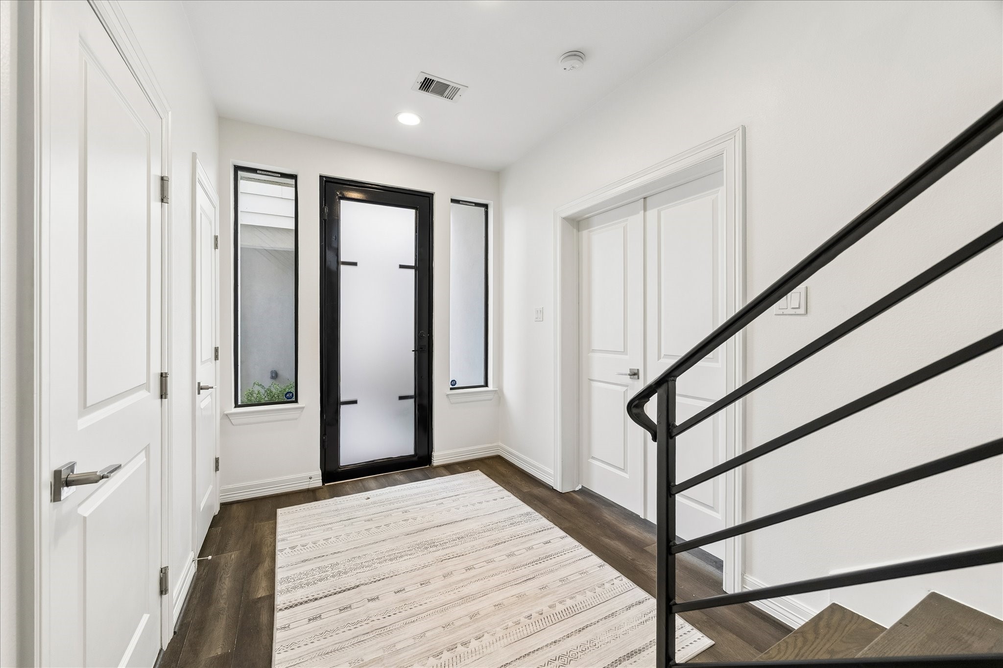 1012 Robin Street Houston, TX 77019 - Photo 23 of 36