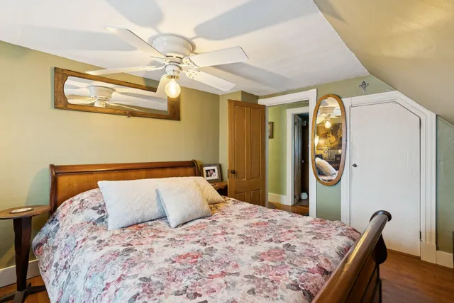 $570,000 | 12 Sea Street, Boothbay Harbor, ME 04538