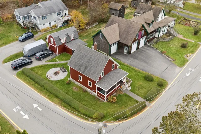 $570,000 | 12 Sea Street, Boothbay Harbor, ME 04538