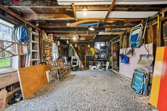 $570,000 | 12 Sea Street, Boothbay Harbor, ME 04538