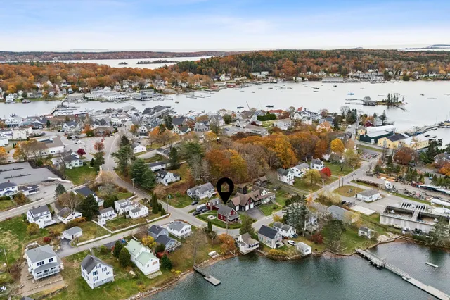 $570,000 | 12 Sea Street, Boothbay Harbor, ME 04538
