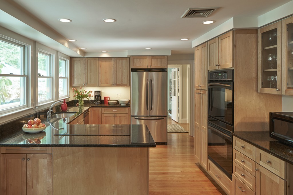 72 Radcliffe Road Belmont, MA 02478 - Photo 5 of 10 Gallery Image 5