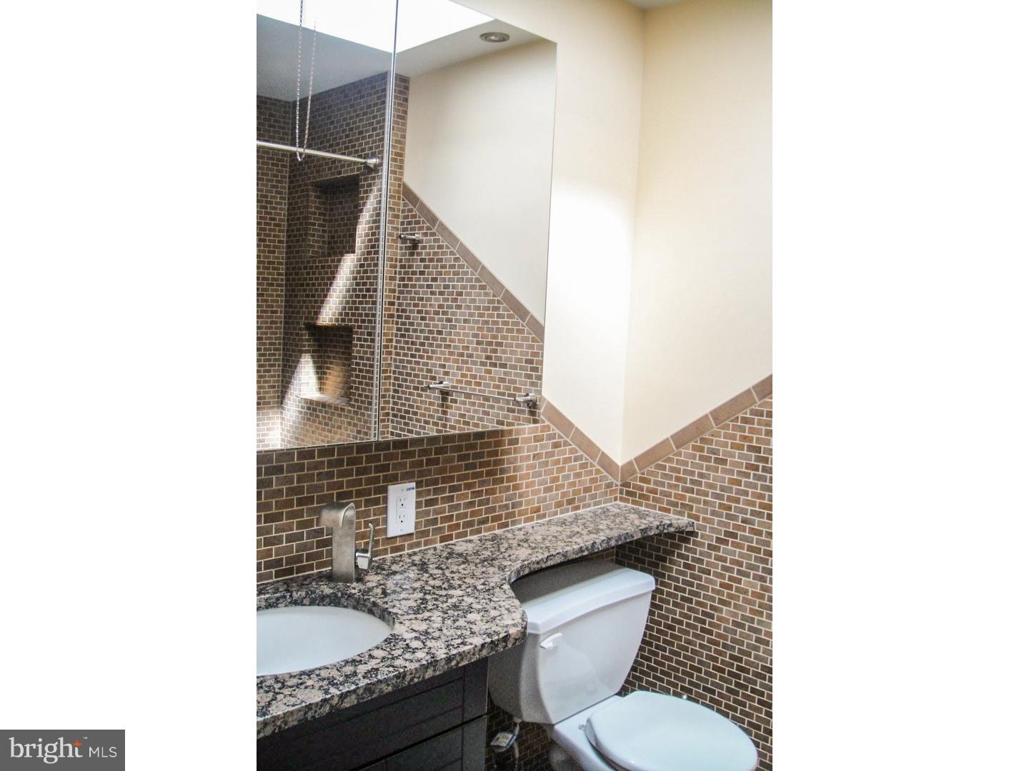 8917 Blue Grass Road Philadelphia, PA 19152 - Photo 7 of 20 Gallery Image 7