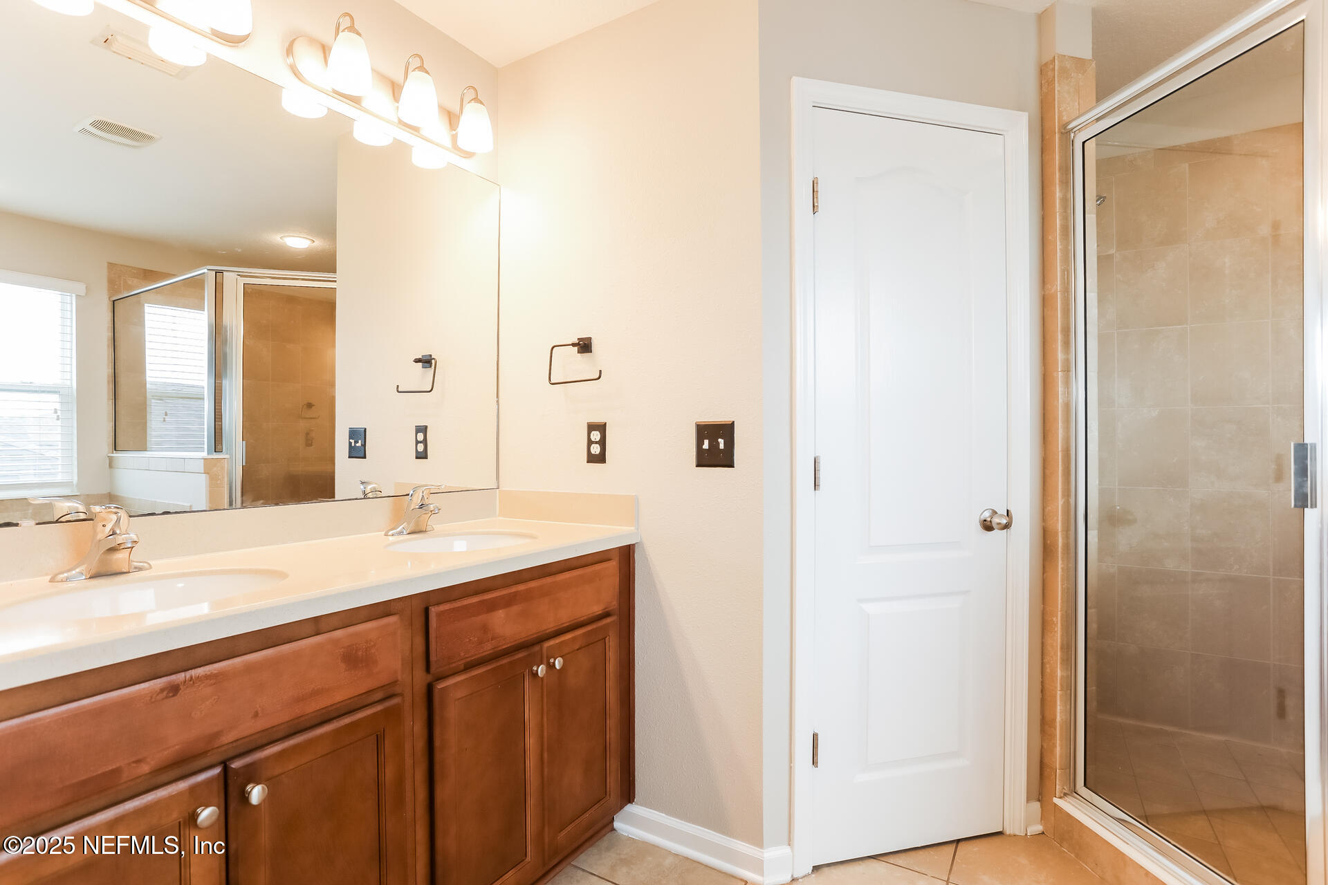 574 Glendale Lane Orange Park, FL 32065 - Photo 11 of 15 1000306.574 Glendale Lane 009-photo-main