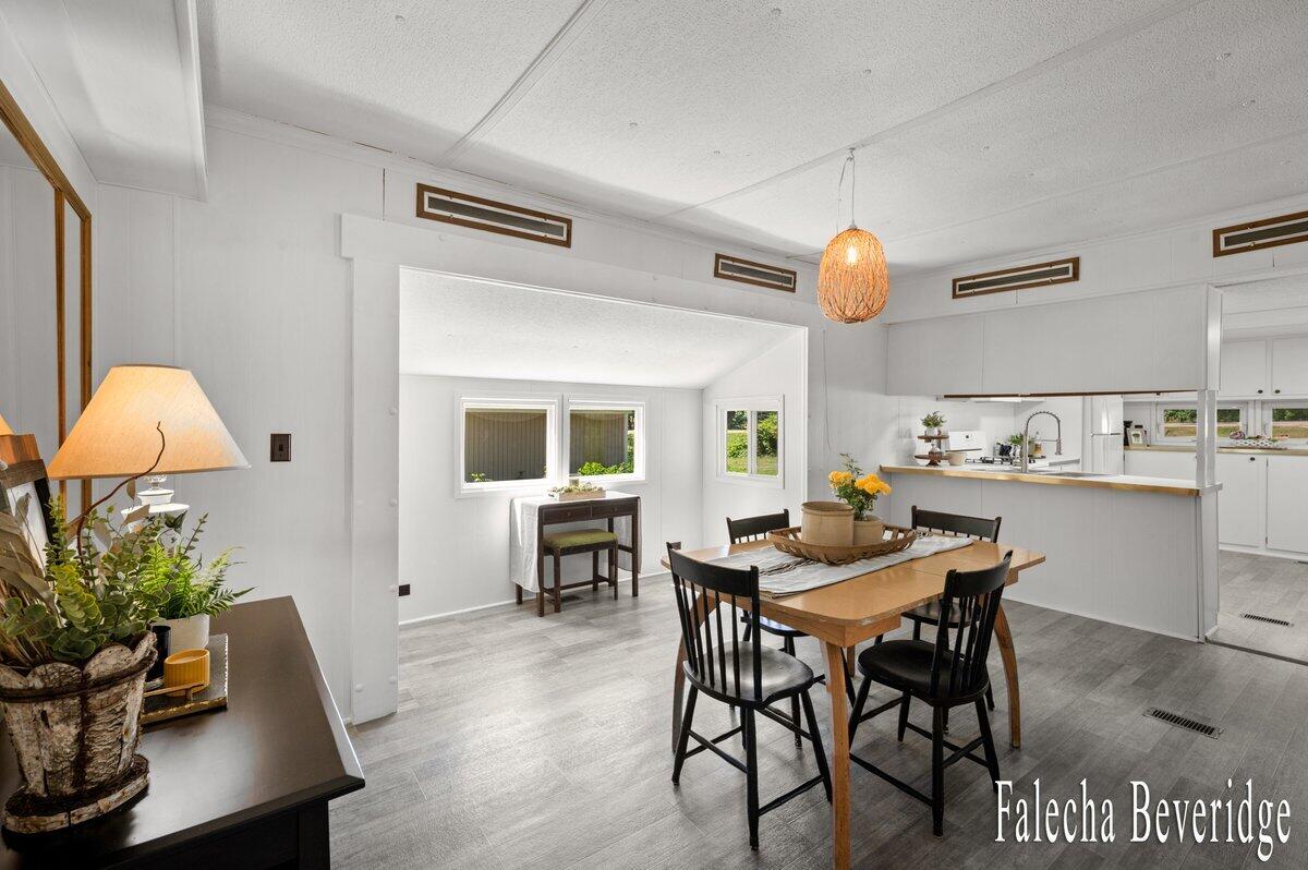 1202 Lincoln Road Allegan, MI 49010 - Photo 11 of 20 Dining Room