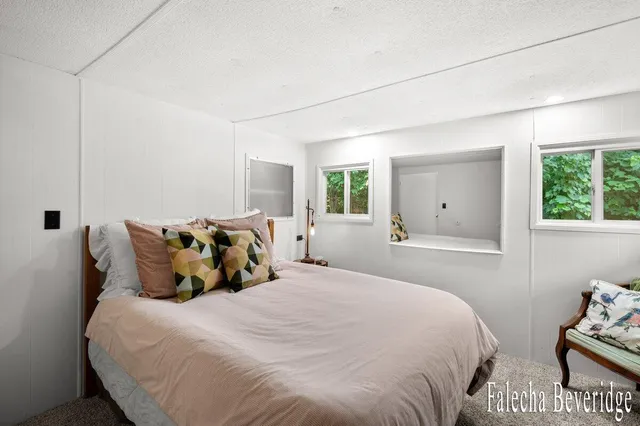 $129,900 | 1202 Lincoln Road, Allegan, MI 49010