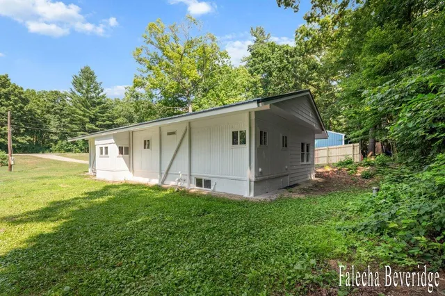 $129,900 | 1202 Lincoln Road, Allegan, MI 49010