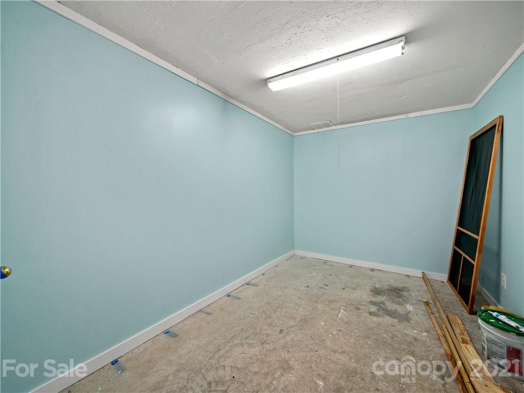 657 Sprinkle Branch Road Marshall, NC 28753 - Photo 22 of 42 Gallery Image 22