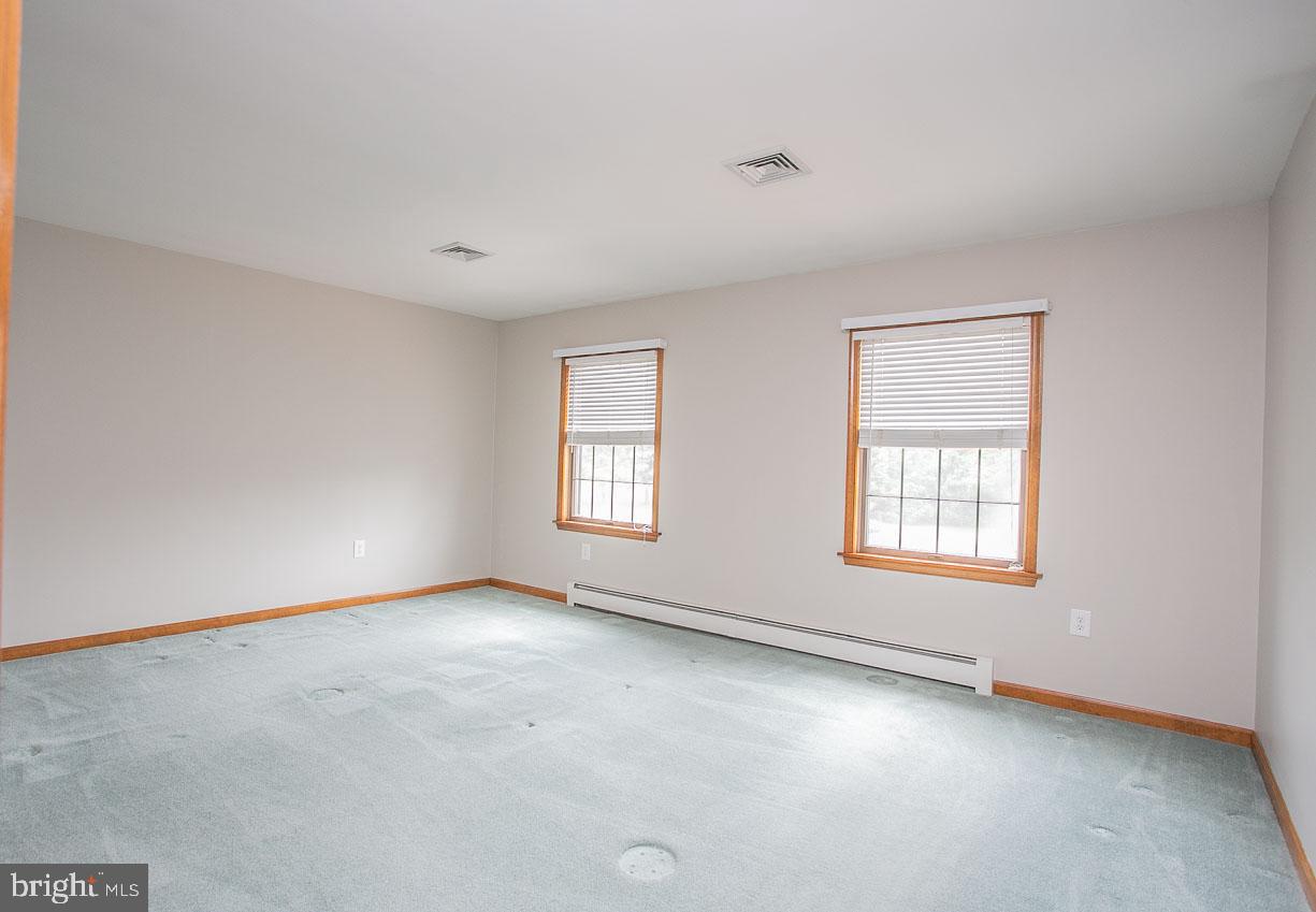 2525 Sumneytown Road Harleysville, PA 19438 - Photo 16 of 27 Primary Bedroom