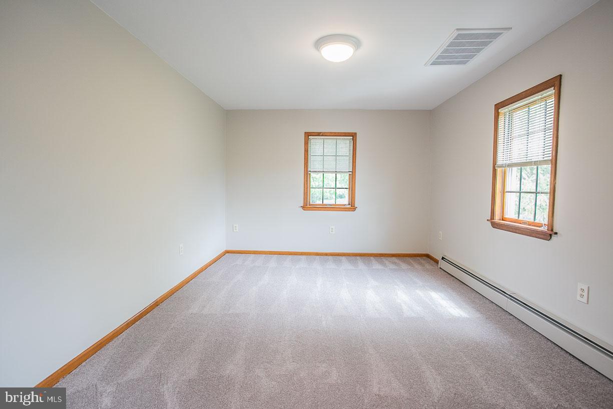 2525 Sumneytown Road Harleysville, PA 19438 - Photo 26 of 27 Apartment Bedroom