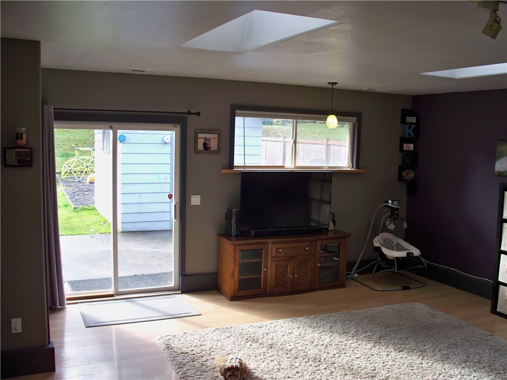 3101 McLeod Road Bellingham, WA 98225 - Photo 9 of 20 Gallery Image 9