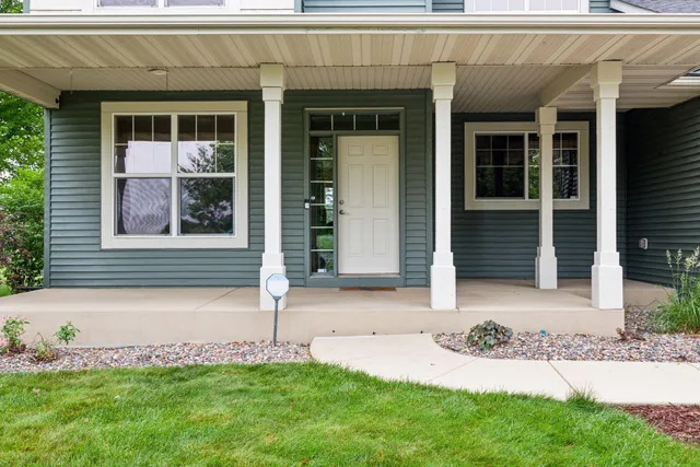 $558,800 | 11344 Eagle View Terrace, Woodbury, MN 55129