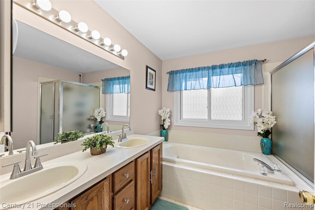 3814 Beechcrest Road Rochester Hills, MI 48309 - Photo 30 of 49