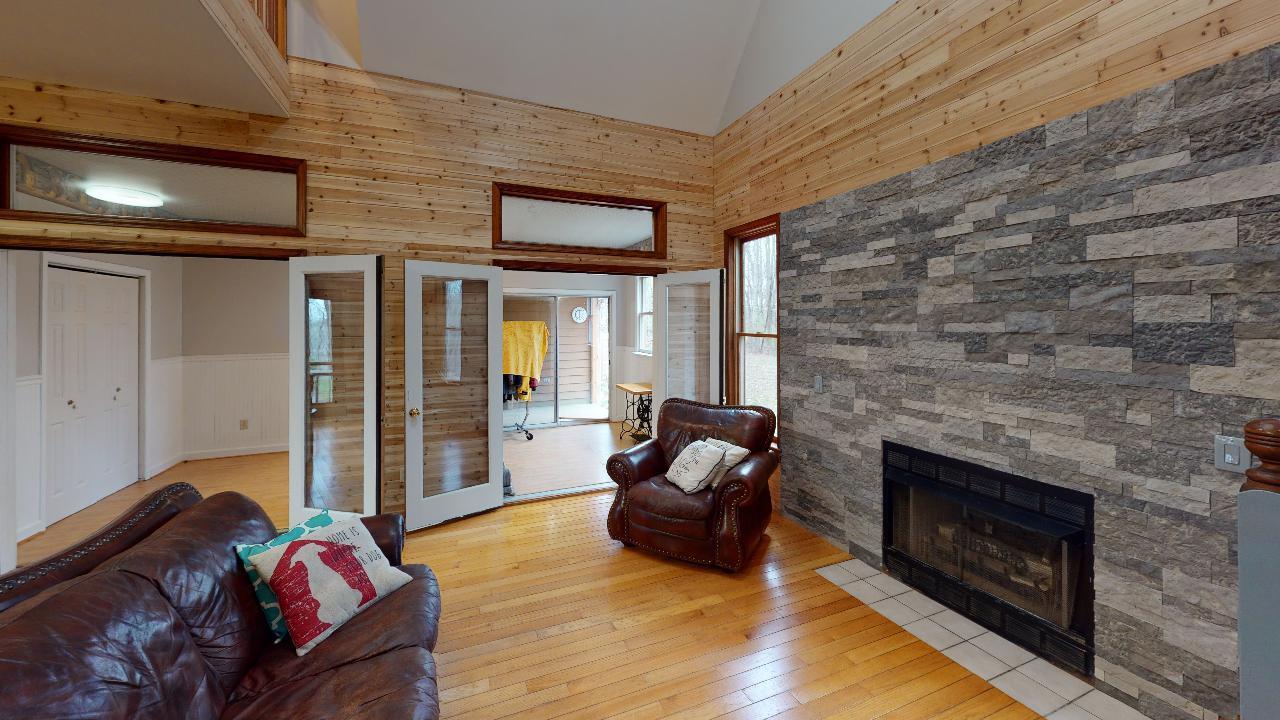 2077 Henson Road Crawley, WV 24931 - Photo 5 of 46 Gallery Image 5