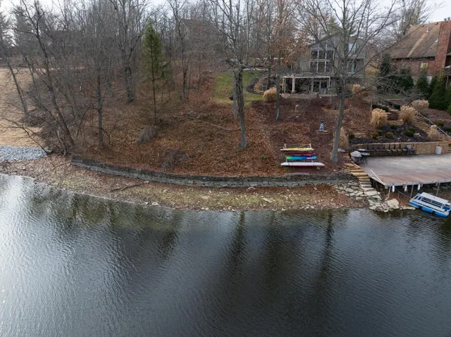 $329,900 | 1889 Aqua Vista Drive, Lawrenceburg, IN 47025