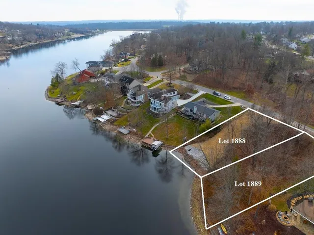 $329,900 | 1889 Aqua Vista Drive, Lawrenceburg, IN 47025