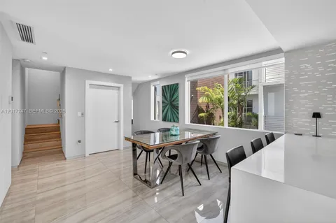 $1,295,000 | 700 Northeast 14th Avenue, Unit 311, Fort Lauderdale, FL 33304
