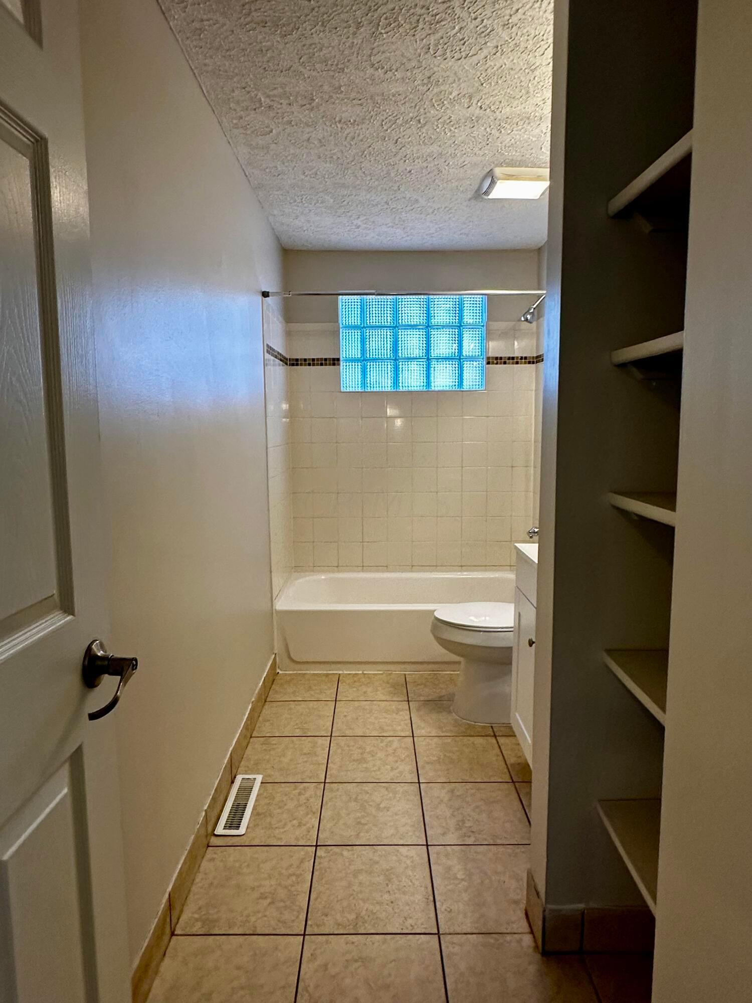 3857 Edendale Road Columbus, OH 43207 - Photo 24 of 34 26_bath2 IMG_0775