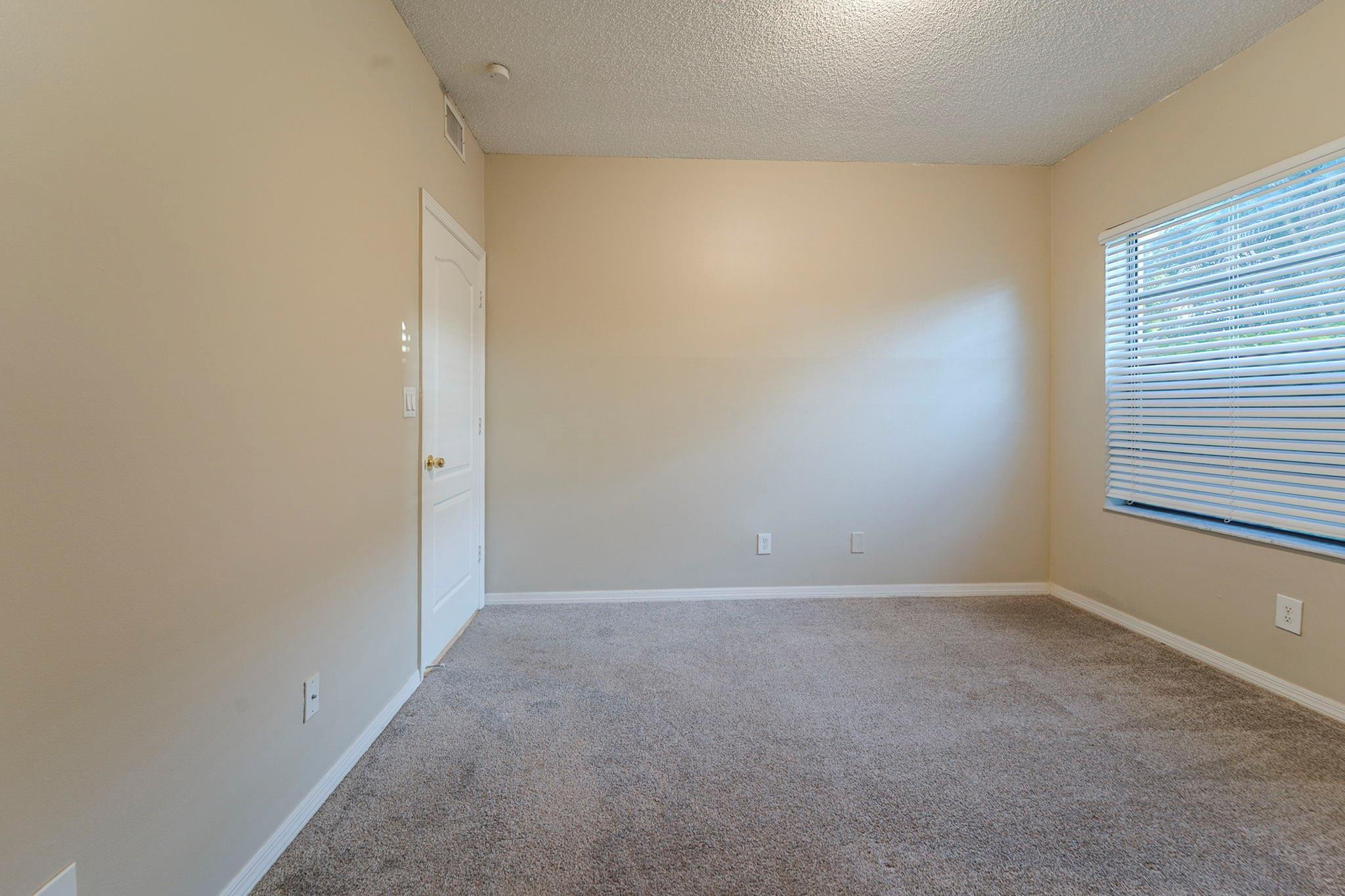 8705 Vía Giula, Unit 1 Boca Raton, FL 33496 - Photo 16 of 27 Photo 16