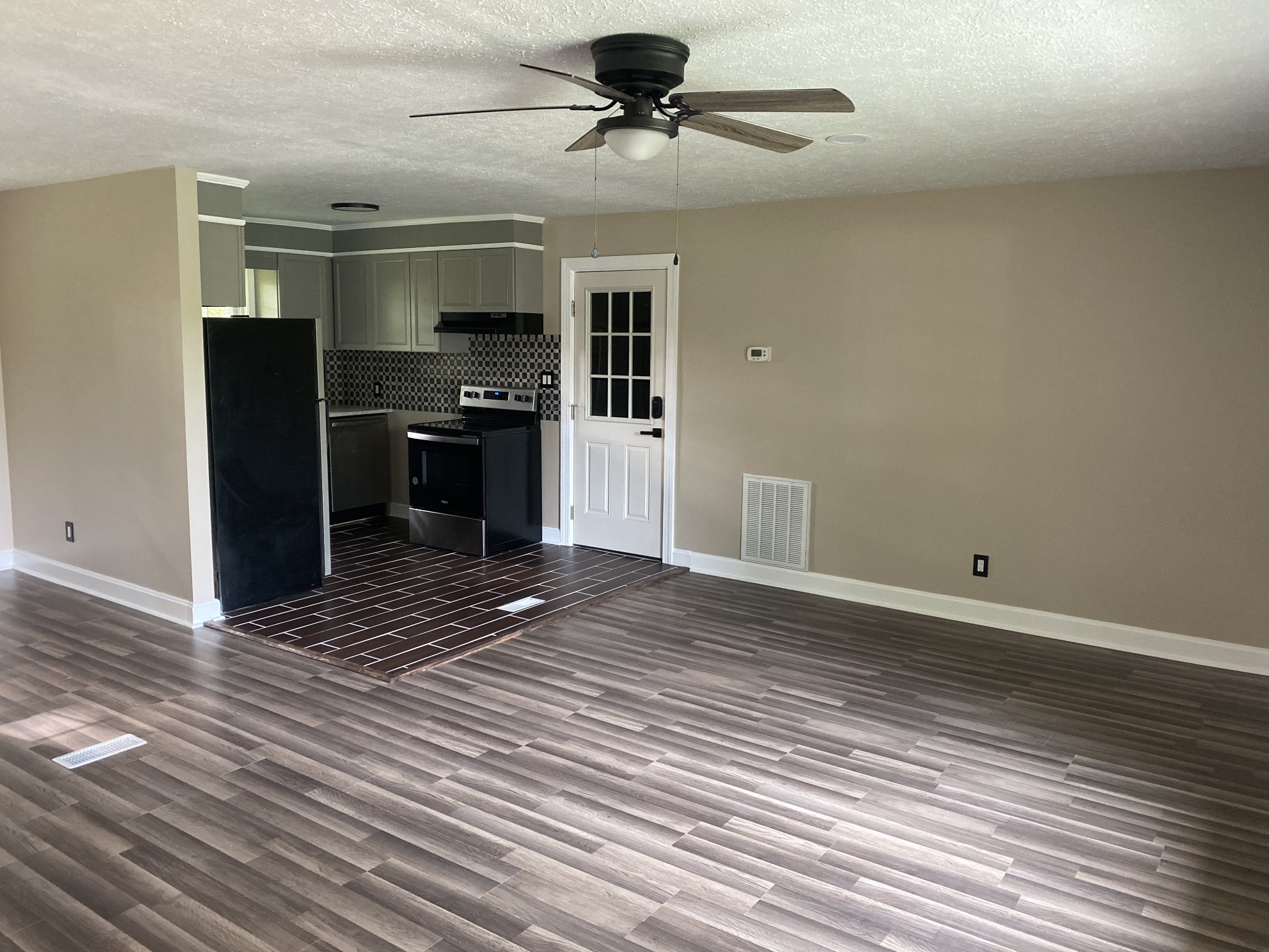 917 Madison Street Manchester, TN 37355 - Photo 6 of 17